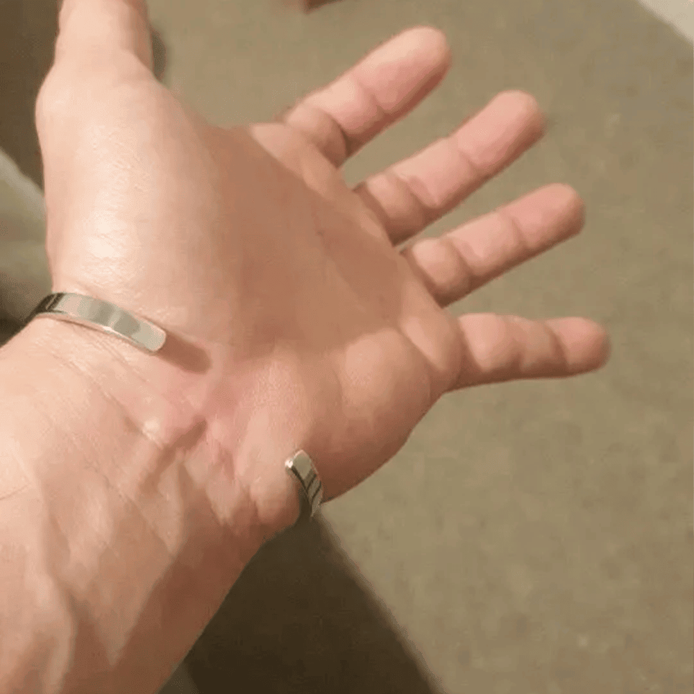 VersatileChic Unisex Jewelry Gift - Assorted Colors Stainless Steel Cuff Bangle Bracelet